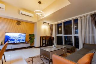 Spacious 3BR Suite in Uptown BGC with King Size Bed, near Malls and Restaurants - 0