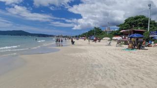 Apt Noble Area Canasvieiras 1 block from the beach - 4