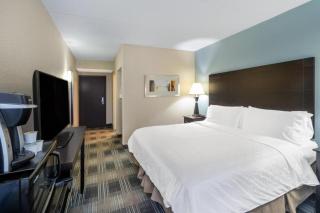 Holiday Inn Express Forsyth by IHG - 1
