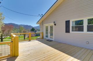 Modern Retreat Near Smoky Mtns & Asheville! - 8
