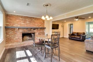 Modern Retreat Near Smoky Mtns & Asheville! - 4