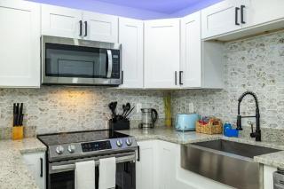 Cozy Retreat with Arcade Games - Tampa - 6