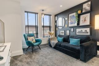 3a Roman View, beautifully appointed apartment in Roundhay, sleeps up to 6, bedrooms with en suite bathrooms, EV charging - 9