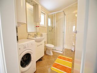 Apartments Memuni - Standard One Bedroom Apartment with Partial Sea View NOVI - Ston - 2
