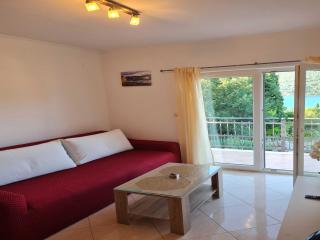Apartments Memuni - Superior One Bedroom Apartment with Balcony and Sea View UTI - Ston - 0