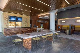 Courtyard by Marriott Waterloo Cedar Falls - Waterloo - 9