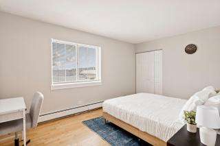 Charming 2BR Near O Hare Relax & Explore - Des Plaines - 1
