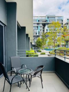 Core Soho Suites Kota Warisan Sepang KLIA Airport Free Wifi by BKA LEGACY - 3