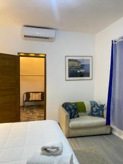 Only Room By Merengue House, 8 minutos airport - Monte Adentro - 6