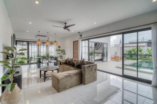 Liv Villa A1 Brand New 3BR in Batu Bolong, Canggu - 7