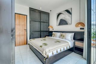Liv Villa A2 Brand New 3BR in Batu Bolong, Canggu - Canggu - 4
