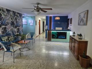 Costana - Hostal - 9