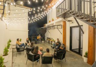 PerfectStayz Premium Westend Mall road - Mussoorie - 9