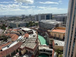 Deluxe Suite in Venice Mall - 7