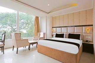Super Townhouse Oak Dharamshala Near Maximus Mall - Dharamshala - 7