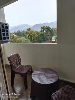 Nature's Den Lodge - Dehradun - 1
