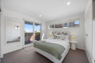 Eagles Nest - Merrijig - Sleeps 10 - 3