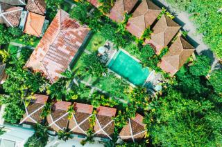 Agung Wiwin Homestay & Restaurant - Mengwi - 2