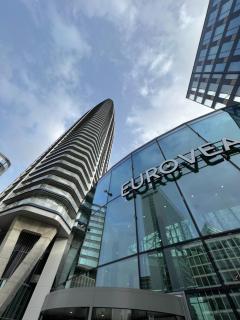 SkyLuxe 25 Eurovea Tower - - 0