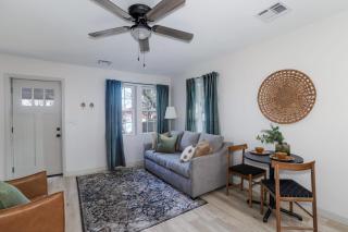 Lions Lair - 1 BR 1 BA Home Coffee Smrt TV Wifi - Wichita - 4