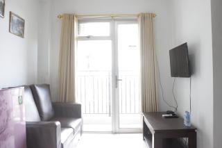 Comfy 2BR Apartment at Mekarwangi Square Cibaduyut By Travelio - 4