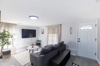 Whole Home Remodeled 1 Bed West Side Coffee Smrt TV WIFI - Wichita - 9
