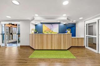 Spark by Hilton Sterling Dulles Airport - 4