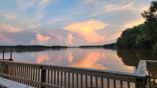 Luxurious 4 Acre Lakeside Retreat Premier Relaxation & Entertainment - Fort Lawn - 7
