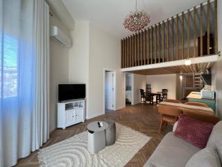 Denny's Apartment City Center Duplex - Tirana - 8