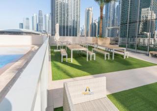 Cozy & Modern 1 Bedroom Apartment in Downtown Dubai, Hosted by Desert City Stays - 1