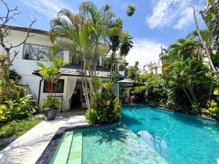 Villa Eindra Seminyak - 9