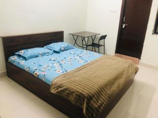 Dumzy's Bungalow - Hyderabad - 8