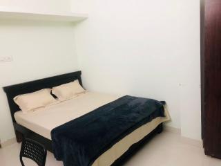 Dumzy's Bungalow - Hyderabad - 9