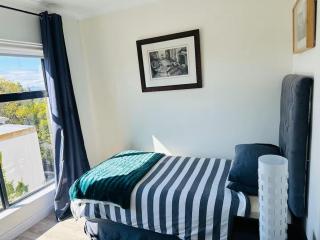 Unit 17 , 72 on Arnold street Two Bedroom Flat - Cape Town - 2