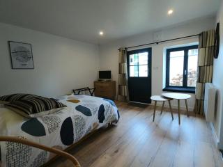 Chambre indépendante rénovée, à 2 pas de la plage - Savonnières - 8