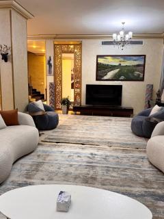 Romantic villa with sunset view in sheikh Zayed - Sheikh Zayed - 2