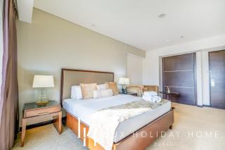 LUX The JW Marina Studio 4 - 5