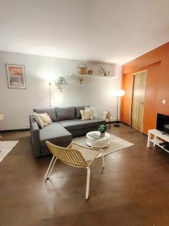 Appartement plein centre ville, chaleureux et spacieux - Cholet - 0