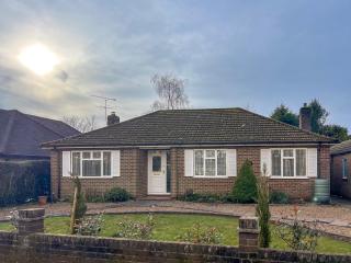 Pass the Keys Beaconsfield Peaceful Bungalow - Beaconsfield - 0
