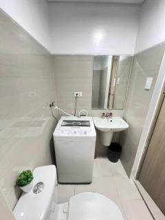 Unistay SHORE Residence w Balcony Amazing Manila Bay view near MOA - Manila - 4