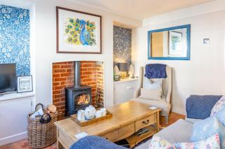 7 Albert Street - Holt - 3