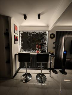 Escape Studio - Kingston - 2