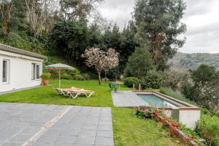 HostWise – Riverside Retreat w/ Infinity Pool - 6
