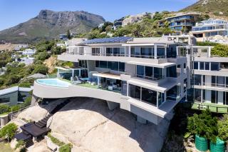 The Marvel Beach House - 5