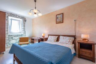 Villa Ana, a tranquil pool villa close to the beach - Stalije - 4