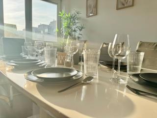 130 m2 Stylish 4 Bedroom Apartment with Balcony - Vienna - 3