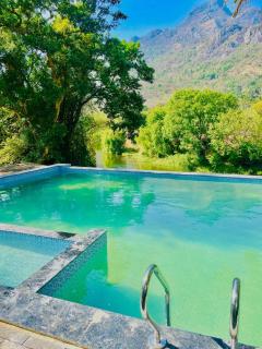 Riverside homestay - - 4