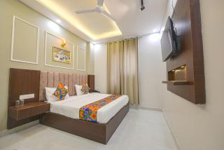 FabHotel Relax Inn Palace - 5