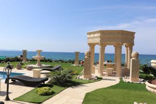 Luxury Beachfront Villa with a Pool - Ayia Marina - 5