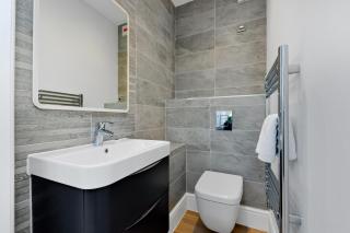 Peaceful 2-Bedroom House in Historic Clifton Village - Nottingham - 1